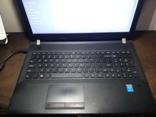 Lenovo  Laptop i3 4gb Ram