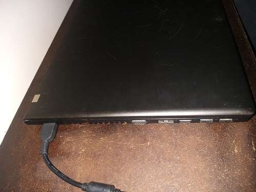Lenovo  Laptop i3 4gb Ram