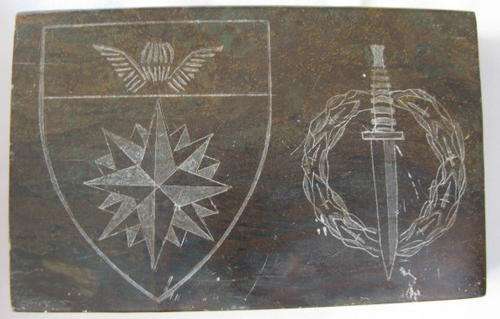 5 RECCE BADGE + OPERATORS BADGE CARVED ON STONE FOR A PAPERWEIGHT.  THE INITIALS R.W. ON IT