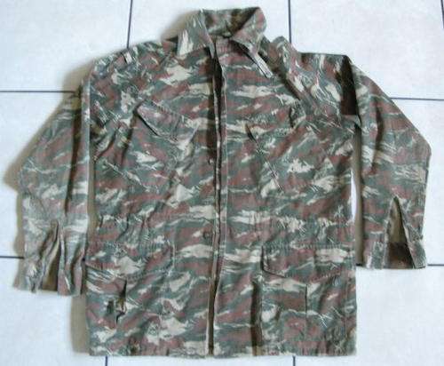 KOEVOET CAMO JACKET SIZE MEDUIM.