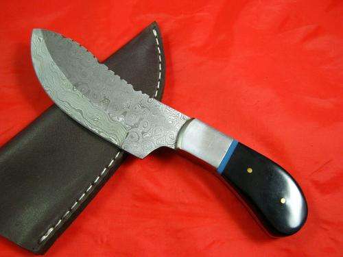 CUSTOM HAND MADE DAMASCUS HUNTING KNIFE