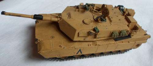 AMERICAN BLACK HAWK TANK-MEASURES 30X10CM