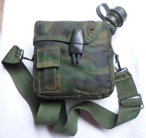 2 L WATER BOTTLE AS USED BY THE RECCES-GOOD CONDITION