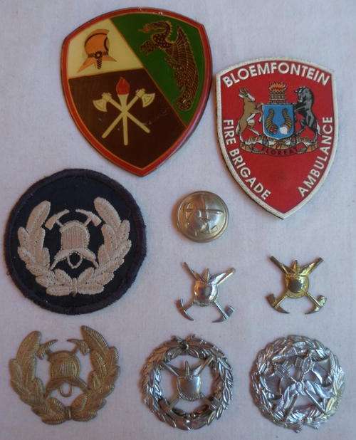 SELECTION OF FIRE BRIGADE BADGES & ONE BUTTON-SOLD TOGETHER-9 IN TOTAL