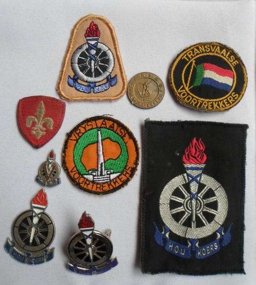 SELECTION OF VOORTREKKER & SCOUT BADGES-SOLD TOGETHER- 9 IN TOTAL