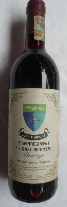2 SIGNAL REGIMENT BOTTLE OF RED WINE