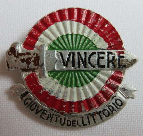 WW2 ITALIAN FASCIST YOUTH BADGE,PIN INTACT-ORIGINAL-MEASURES 30MM