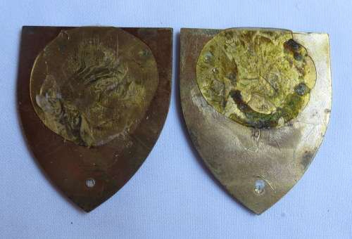 SA TECHNICAL TRAINING CENTRE FLASH PAIR-3 RD ISSUE-GOLD- NO PINS
