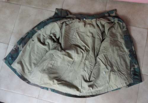 US M81 WOODLAND PATTERN CAMO JACKET-(DRAWINGS ARE LARGER THAN THE US M65 PATTERN)SIZE LARGE TO EXTRA