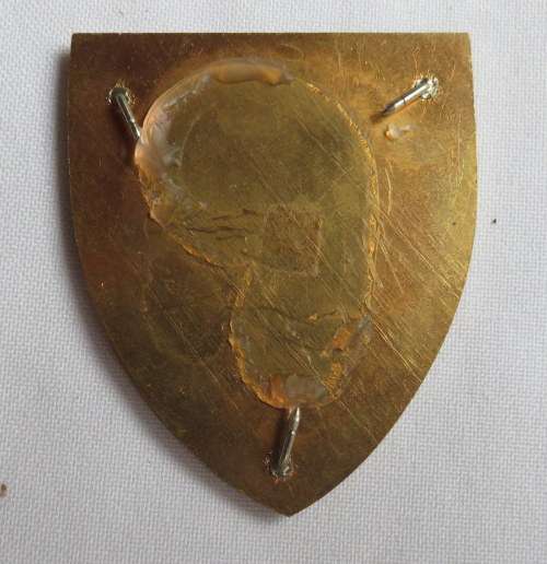 FANTASY RHODESIAN FLASH- 3 PINS