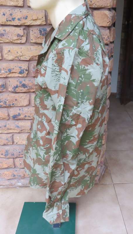 SA SPECIAL TASK FORCE LONG SLEEVE SHIRT-LABELLED & DATED 1989-SIZE SMALL TO MEDIUM-MEASURES 53 CM AR