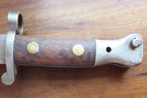 BRITISH 1888 MK2 BAYONET FOR THE LONG LEE ENFIELD RIFLE-COMES WITH SCABBARD & LEATHER FROG-TOTAL LEN