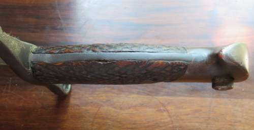 SPANISH 1941 BAY0NET WITH BOLO BLADE,METAL SCABBARD & LEATHER FROG-WOOD GRIPS-OVERALL LENGTH 37CM-VE