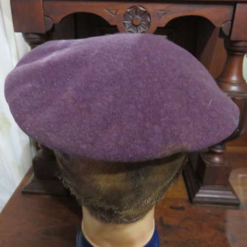 RECCE BERET WITH FOURTH ISSUE 1988 BERET BADGE