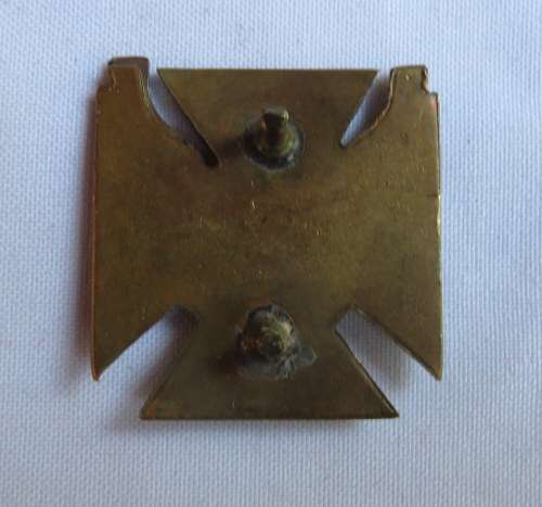 7 SA INFANTRY BATTALION BI-METAL CAP BADGE- APPROVED 1986- 2 LUGS