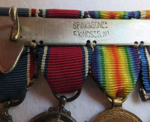 MINIATURE WW1 GROUP OF 4
