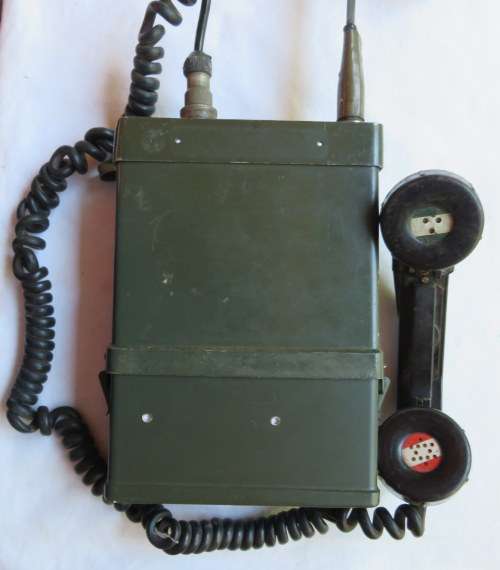 SADF BORDER WAR PERIOD A53 PORTABLE/MANPACK RADIO VHF/FM INTENDED FOR SHORT RANGE TACTICAL COMMUNICA
