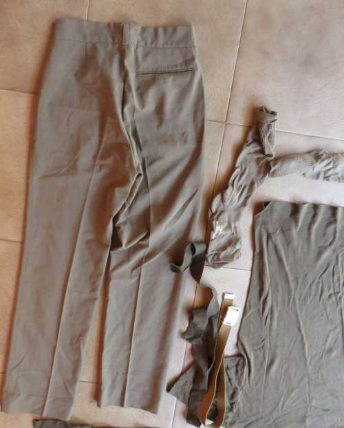 SADF MIXED LOT FOLLOWING-STEP-OUT TROUSERS SIZE 30/STEP OUT BELT/TIE PAIR OF SOCKS/VEST SIZE SMALL D