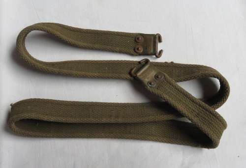 WW .303 RIFLE SLING WITH BRASS FITTINGS-DATED & STAMPED 1940