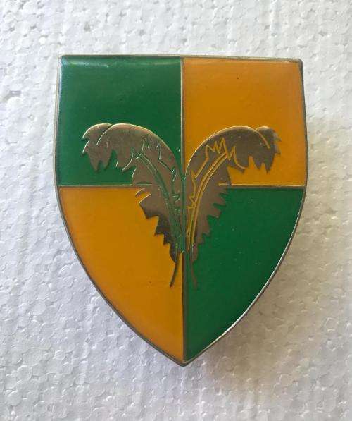 GROUP 4 HQ-SMALL FEATHERS TYPE FLASH- 3 PINS- ORIGINAL