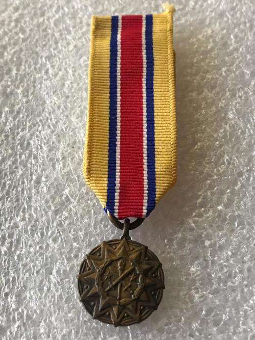 US MINIATURE MEDAL FOR ACHIEVEMENT IN THE RESERVE FORCE