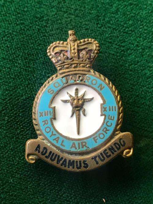 ROAY AIR FORCE WW2 SQUADRON BADGE ENAMEL AND GILT