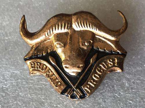 32 BATTALION CAP BADGE IN ENAMEL AND GILT-1ST MANUFACTURE RETURNED AS THEY SHOULD HAVE BEEN CHROMED-