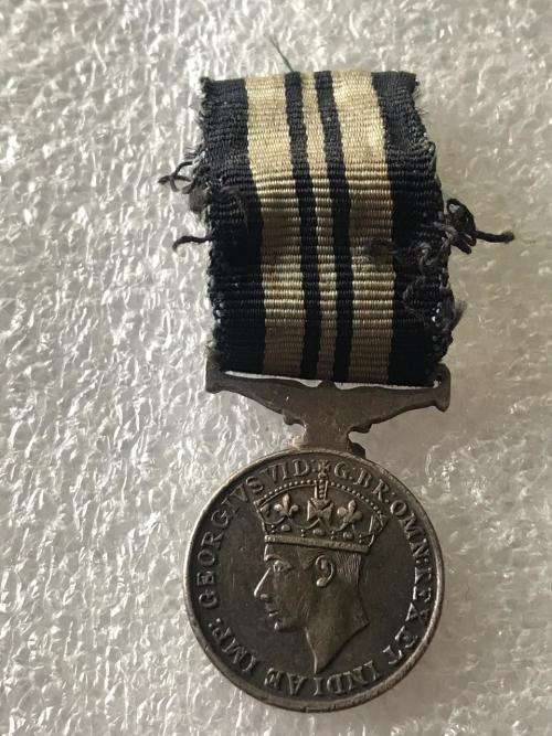 MINIATURE WW2 1939-45 INDIA SERVICE MEDAL-ORIGINAL