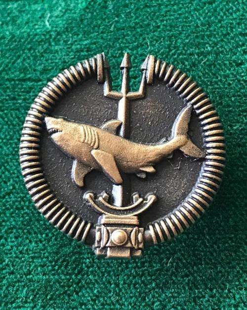 RECCE ANTIQUED BRONZE ATTACK DIVER QUALIFICATION MESS DRESS BADGE-NOT NUMBERED PIN--THE BADGE HAVE C