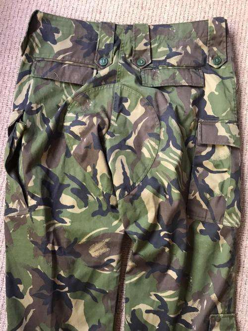ORIGINAL RECCE TRAINING CAMO TROUSERS-SIZE LARGE OR 36-PIPE LENGTH 78CM-CONDITION NEVER USED