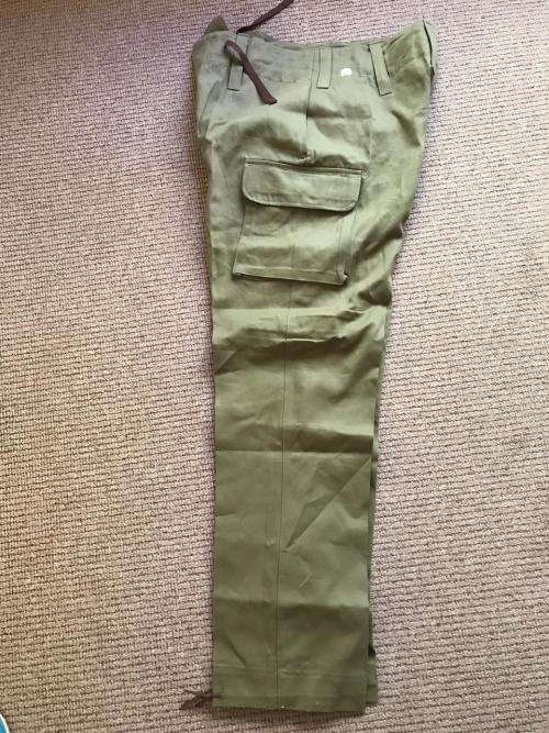 ORIGINAL TYPE F RUSSIAN,RECCE COPY TROUSERS-SIZE XL OR 36-PIPE LENGTH 85CM-CONDITION NEVER USED-ORIG