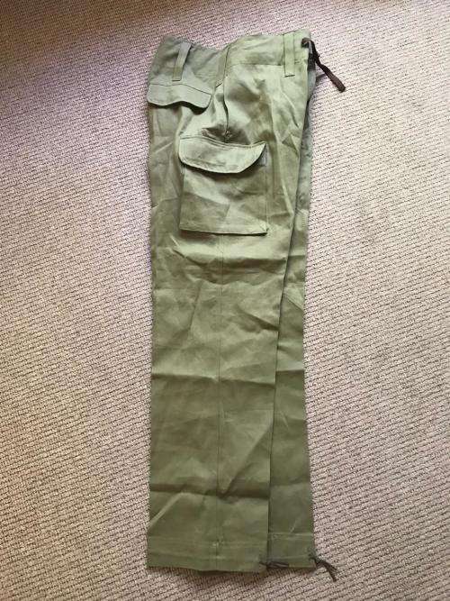ORIGINAL TYPE F RUSSIAN,RECCE COPY TROUSERS-SIZE XL OR 36-PIPE LENGTH 85CM-CONDITION NEVER USED-ORIG