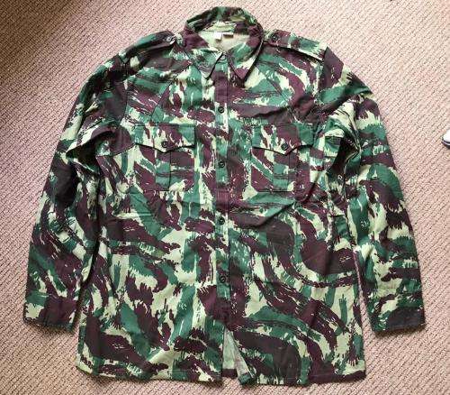 ORIGINAL RECCE COPY ,COPY R PORTUGUESE CAMO SHIRT IN UNUSED CONDITION-SIZE EXTRA LARGE-MEASURES 64 C