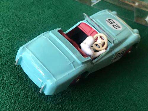 DINKY TOYS TRIUMPH TRZ MODEL 1:43 SCALE-MINT-BOXED WITH 13 PAGE BOOKLET