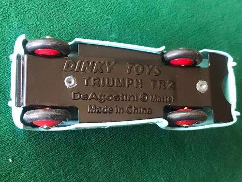 DINKY TOYS TRIUMPH TRZ MODEL 1:43 SCALE-MINT-BOXED WITH 13 PAGE BOOKLET