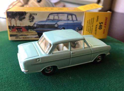 DINKY TOYS-DIE CAST MODEL-OPEL KADETT-SCALE 1;43-CONDITION MINT NEW-BOXED & SOLD WITH 13 PAGE BOOKLE