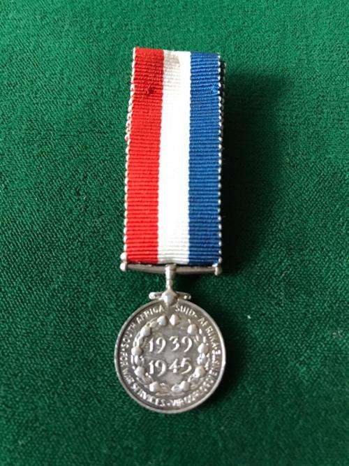 SA 1939-45-WW2 ,MINIATURE SERVICE MEDAL
