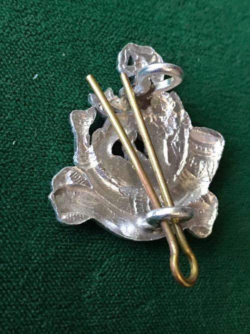 RHODESIA LIGHT INFANTRY BERET BADGE-OTHER RANKS-1970-1980- 2 LUGS