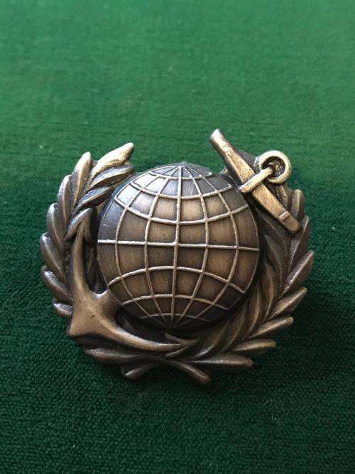 SA NAVY MARINE-GREY METAL BREAST BADGE- 2 PINS