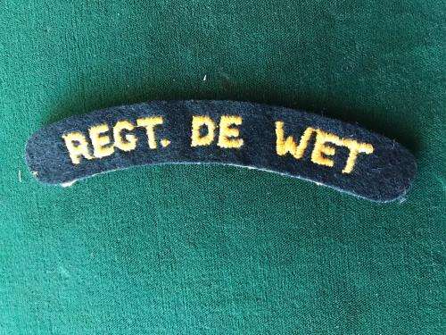 REGT. DE WET CLOTH TITLE -WORN 1960'S-70'S
