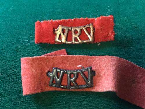 NATIONAL RESERVE VOLUNTEERS,SHOULDER TITLE PAIR-WORN DURING WW2-LUGS INTACT
