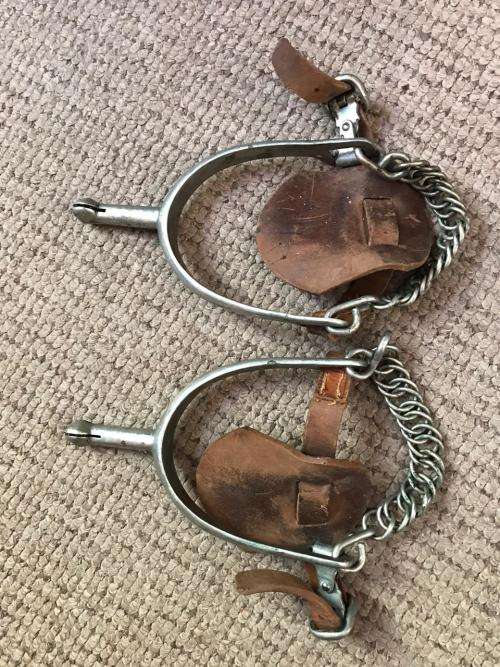 VINTAGE SAP HORSE SPURS
