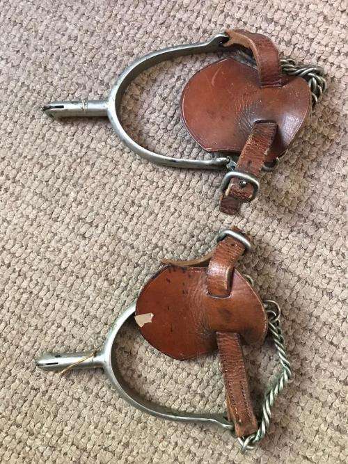 VINTAGE SAP HORSE SPURS