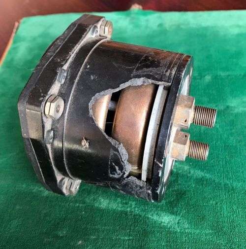 ALT METER,MADE BY SMITHS IN THE UK-SER, NO 2714/6 TYPE IT.1-2-WW2 PERIOD-USED IN THE SPITFIRE AND HU