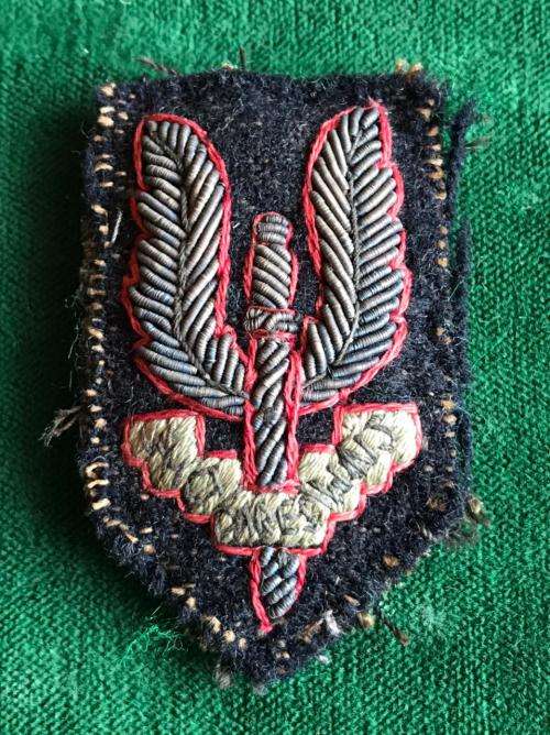 RHODESIAN SAS OFFICERS BULLION EMBROIDERED BERET BADGE-1960`S-1980-SCARCE