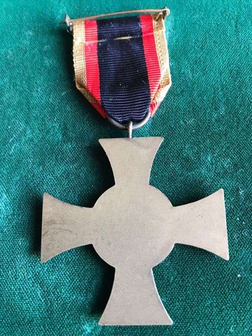 FULL SIZE GERMAN ARMED FORCES BUNDESWEHR CROSS OF HONOUR OF VALOUR
