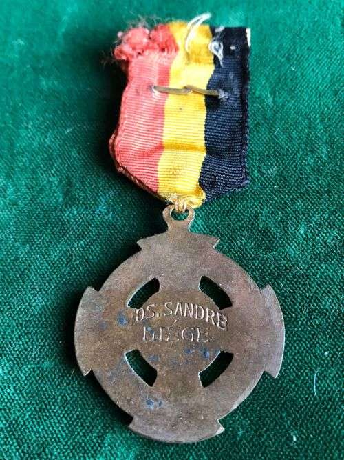 FULL SIZE BELGIUM MEDAL
