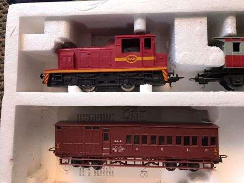 HO LIMA SA RAILWAY TRAIN SET BOXED