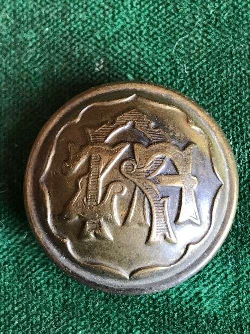 2X BOER WAR ZAR BUTTONS AND JOHANNESBURG VRIJWILLIGER CORPS WHITE METAL BADGE-WORN 1894-1899-THE BUT