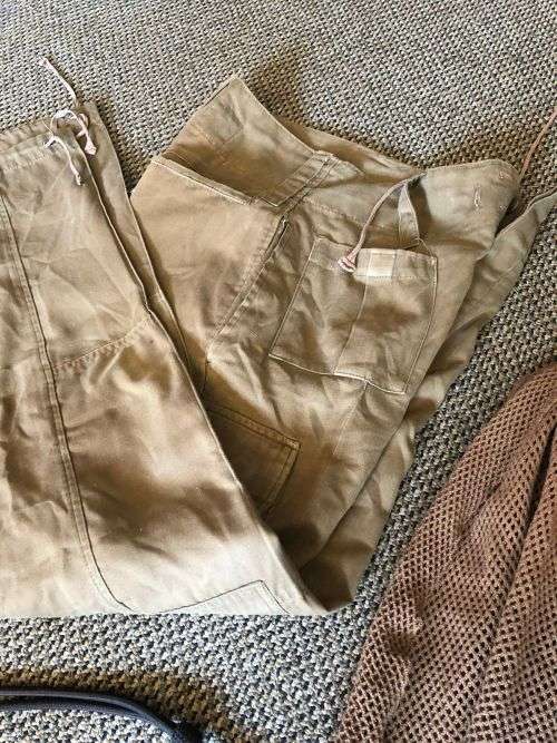 SADF PERIOD SELECTION OF 4 ITEMS TROUSERS,SIZE 32,PIPE LENGTH 76 CM,STABLE BELT,SCARVE and LANYARD